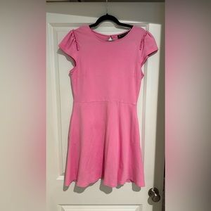 New York and Company pink dress 100% cotton, has pockets